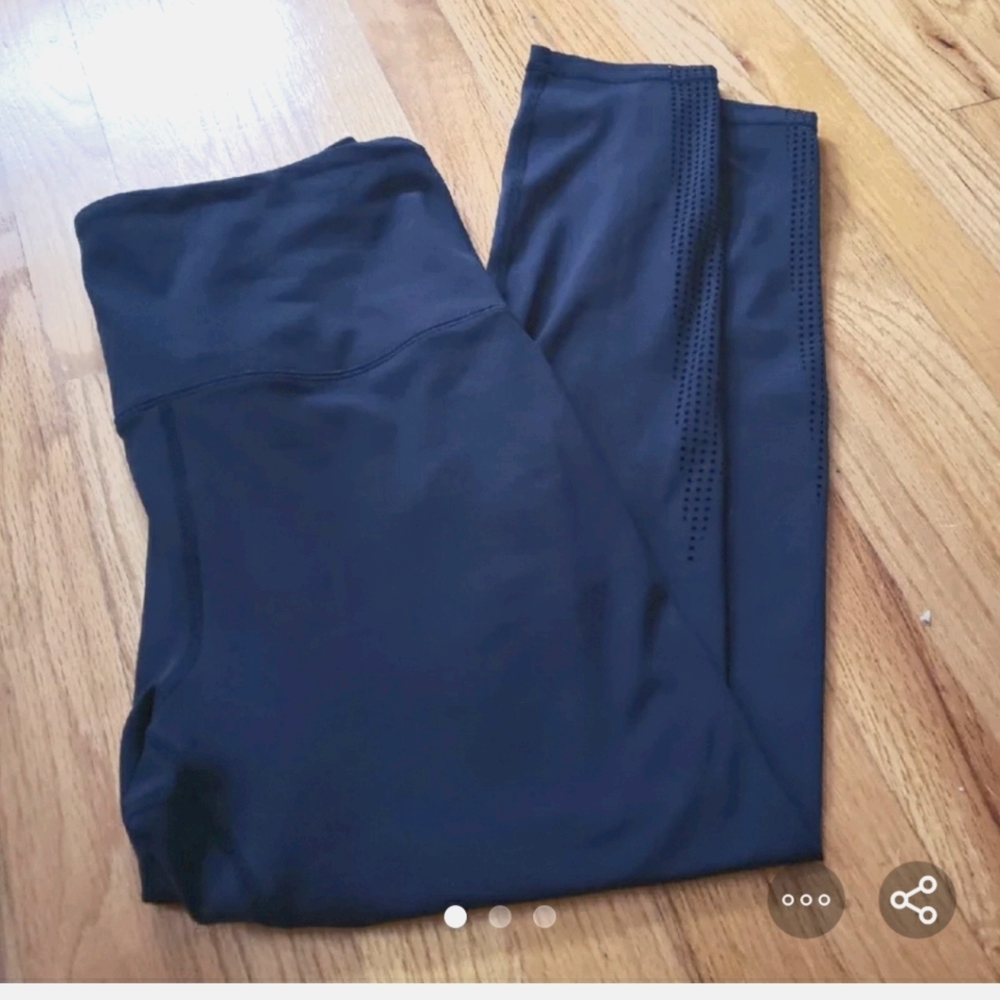 Zyia leggings